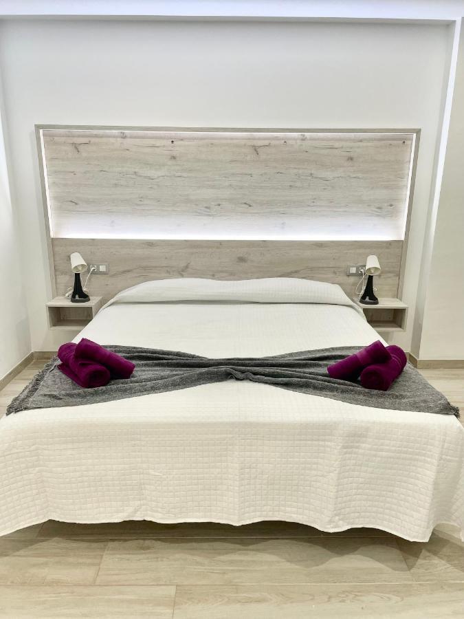 Island Suites Arona  Eksteriør billede