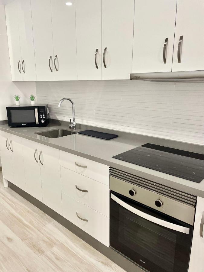 Island Suites Arona  Eksteriør billede