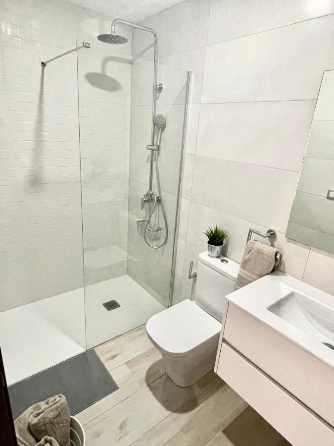 Island Suites Arona  Eksteriør billede