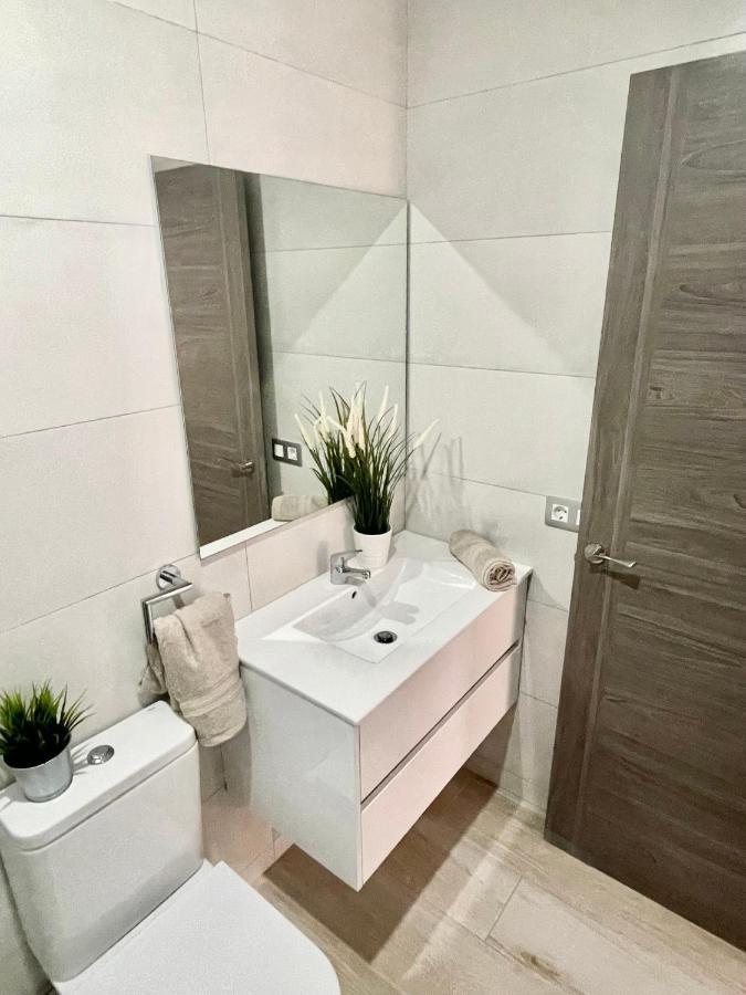 Island Suites Arona  Eksteriør billede